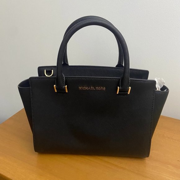 Michael Kors Selma in Black NWT - Picture 1 of 9